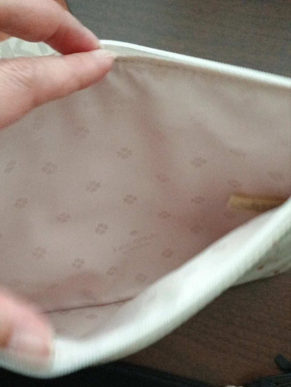 8 Wallets Clutchs Wristlets Mk, Kate Spade, Oscar De La Renta & More
